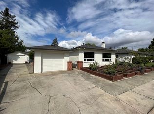 1 Rose Ln, Napa, CA 94559