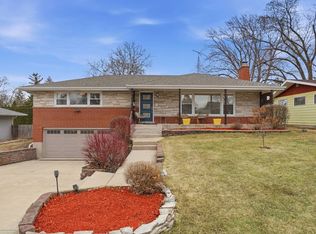 34757 N Iroquois Trl, McHenry, IL 60051