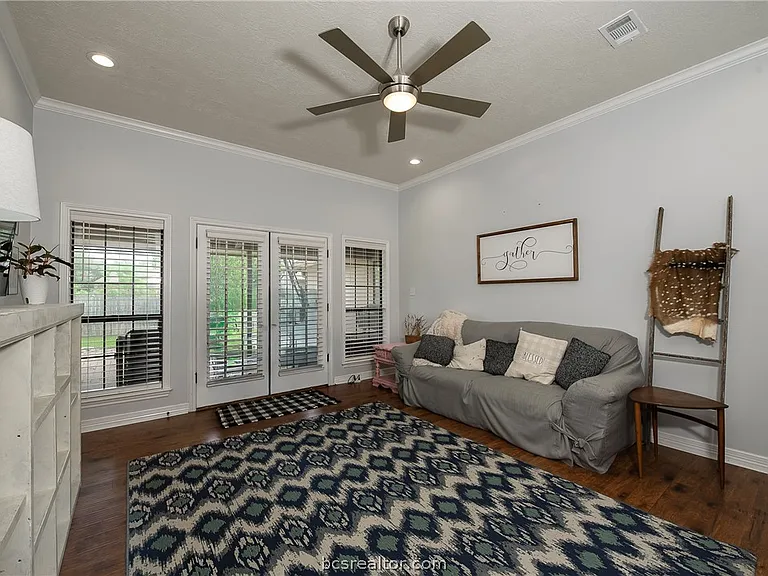 2905 Aztec Ct — Photo 9