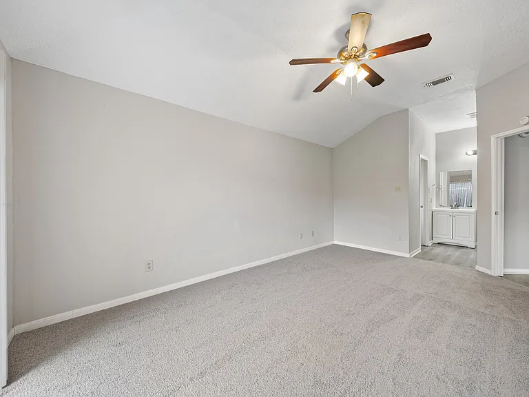 10530 Rippling Fields Dr — Photo 18