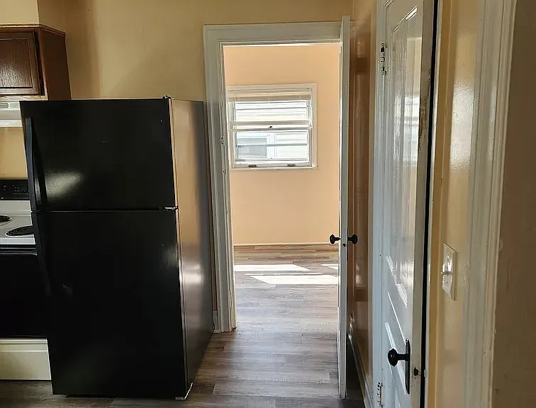 538 N 10th St #2 — Photo 8