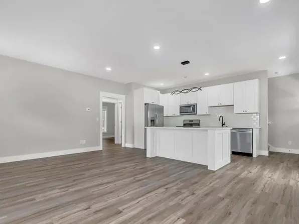 307 W Kenwood Dr, Bloomington, IN 47404