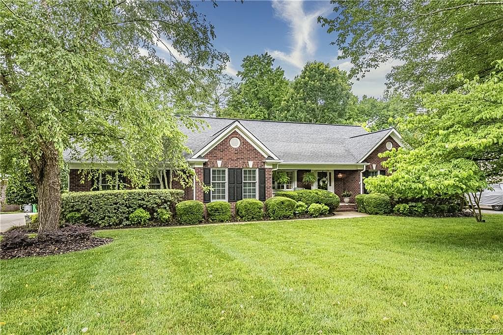 10306 Crestwood Dr, Charlotte, NC 28277 Zillow