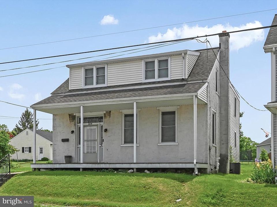 1st image of 354 E Main St