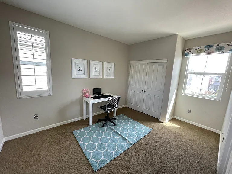 972 S Walcott Ave — Photo 10