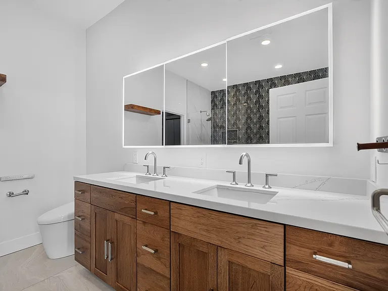 208 Goodwin Dr — Photo 34