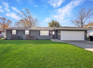 206 E Center St, Gifford, IL