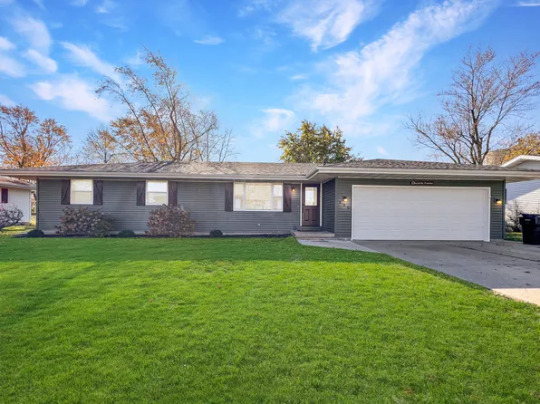 206 E Center St, Gifford, IL 61847