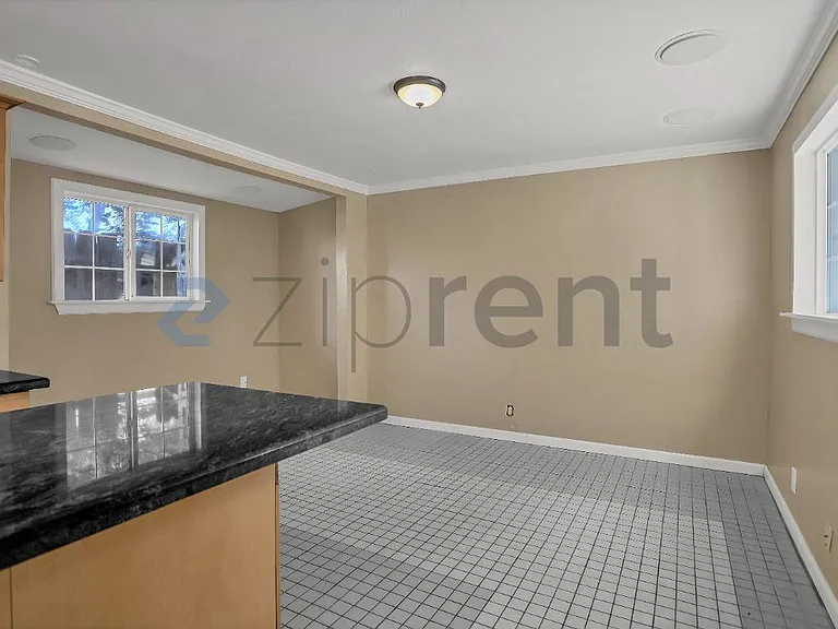 867 E Willow Ave — Photo 27