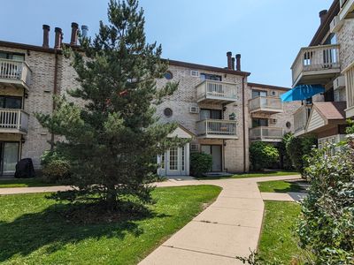 442 E Osage Ln #11-1B, Palatine, IL, 60074