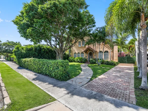 325 Greymon Dr, West Palm Beach, FL 33405