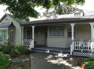 1294 E Park St, Grants Pass, OR 97527
