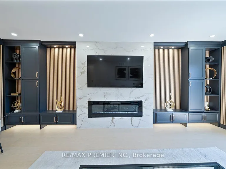 157 Jeanne Dr — Photo 12