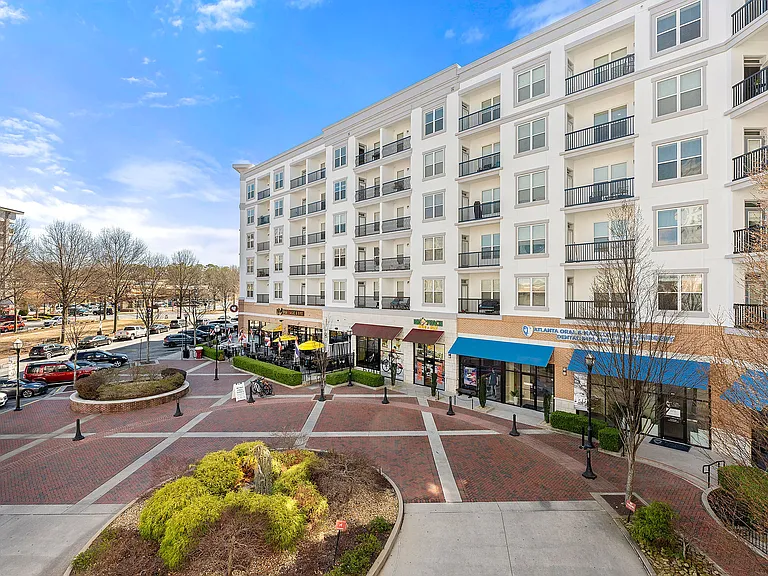 The GoodWynn at Town Brookhaven by ARIUM — Photo 18