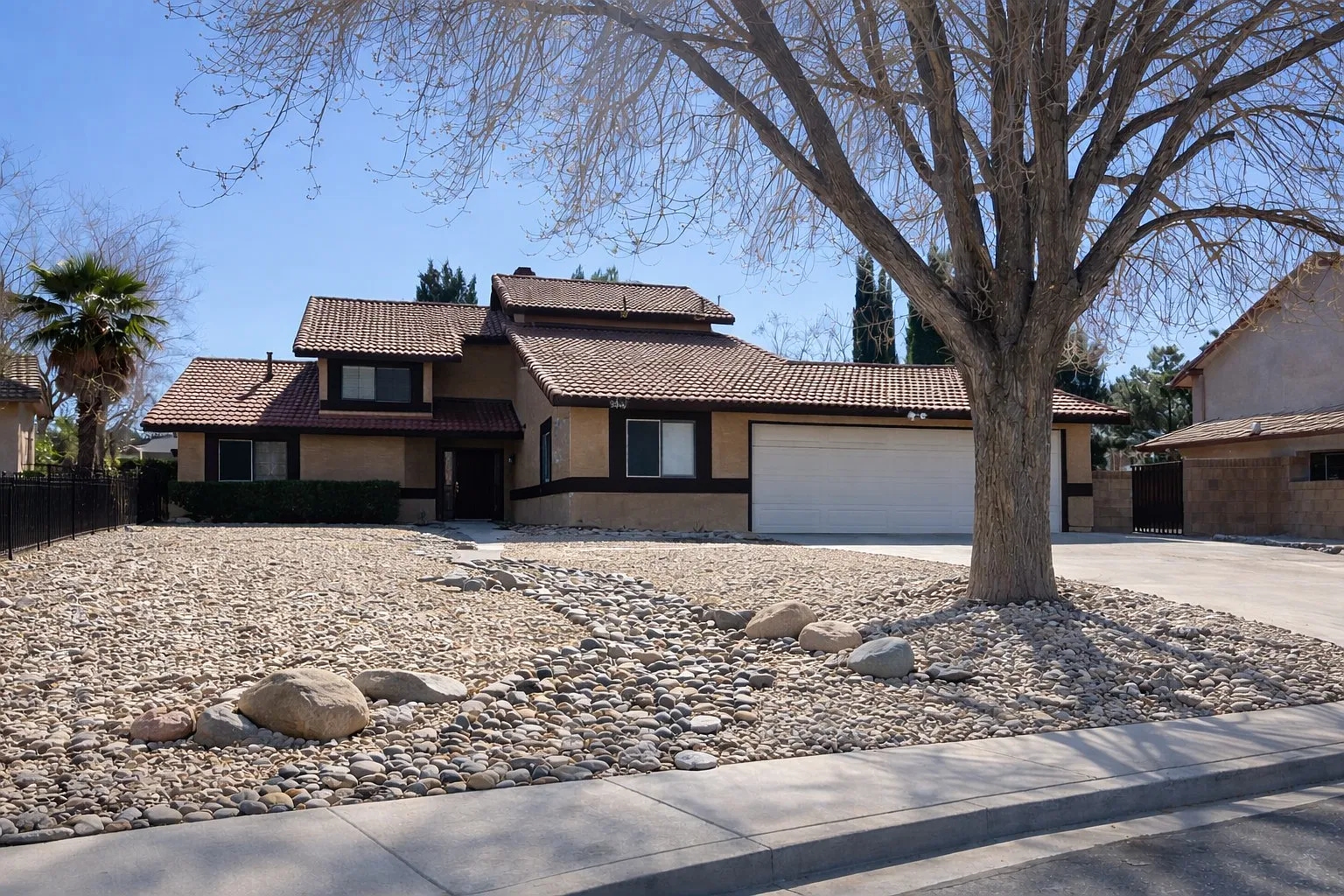 4 bed, 2158 sqft, $2,800 — Photo 1
