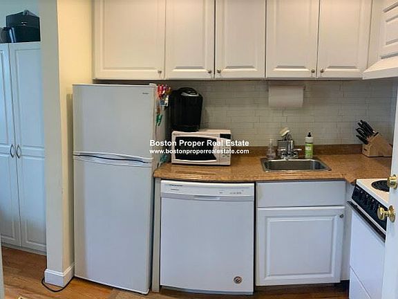 265 Clarendon St. #3 Boston - Back Bay Unit Photo 5