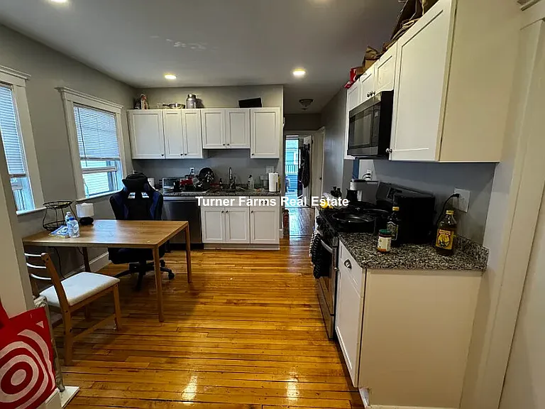 74 Frederick Ave #2 — Photo 2