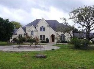 905 W Bartlett Dr, Buda, TX 78610
