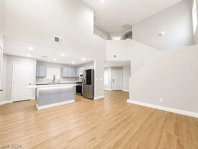3 bed, 2.5 bath, 1526 sqft, $2,850 — Photo 4
