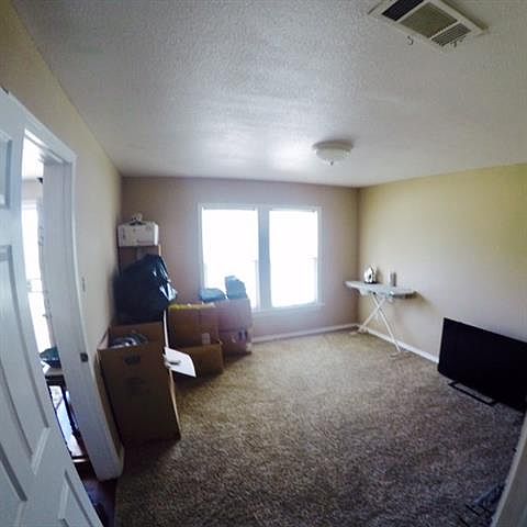 2nd image of 2005 Loving Ave