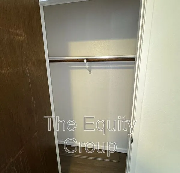 1861 Emma Lee Ln — Photo 18