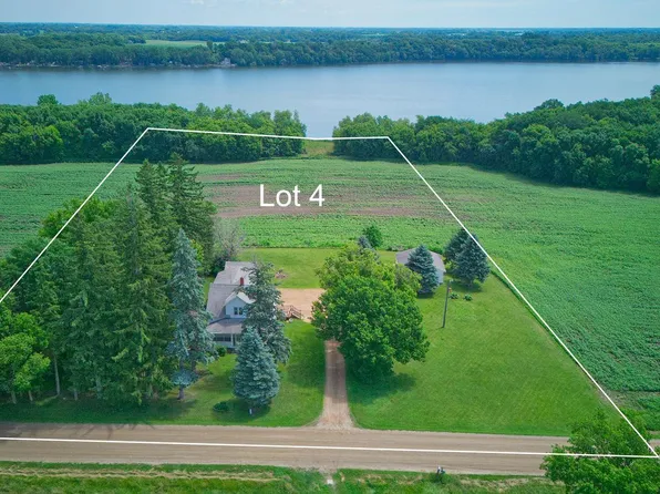 8412 Ingram Ave SW, Howard Lake, MN 55349