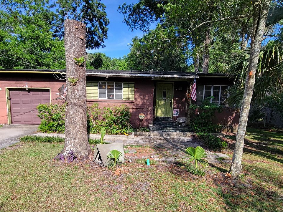 1st image of 831 E BROOKMONT Avenue