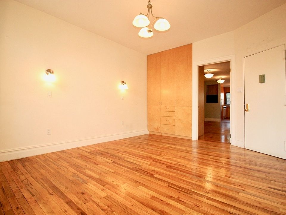 1st image of 292 20th St #L3