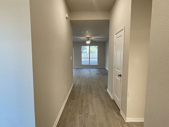 4th image of 11958 Sunshine Park Dr N