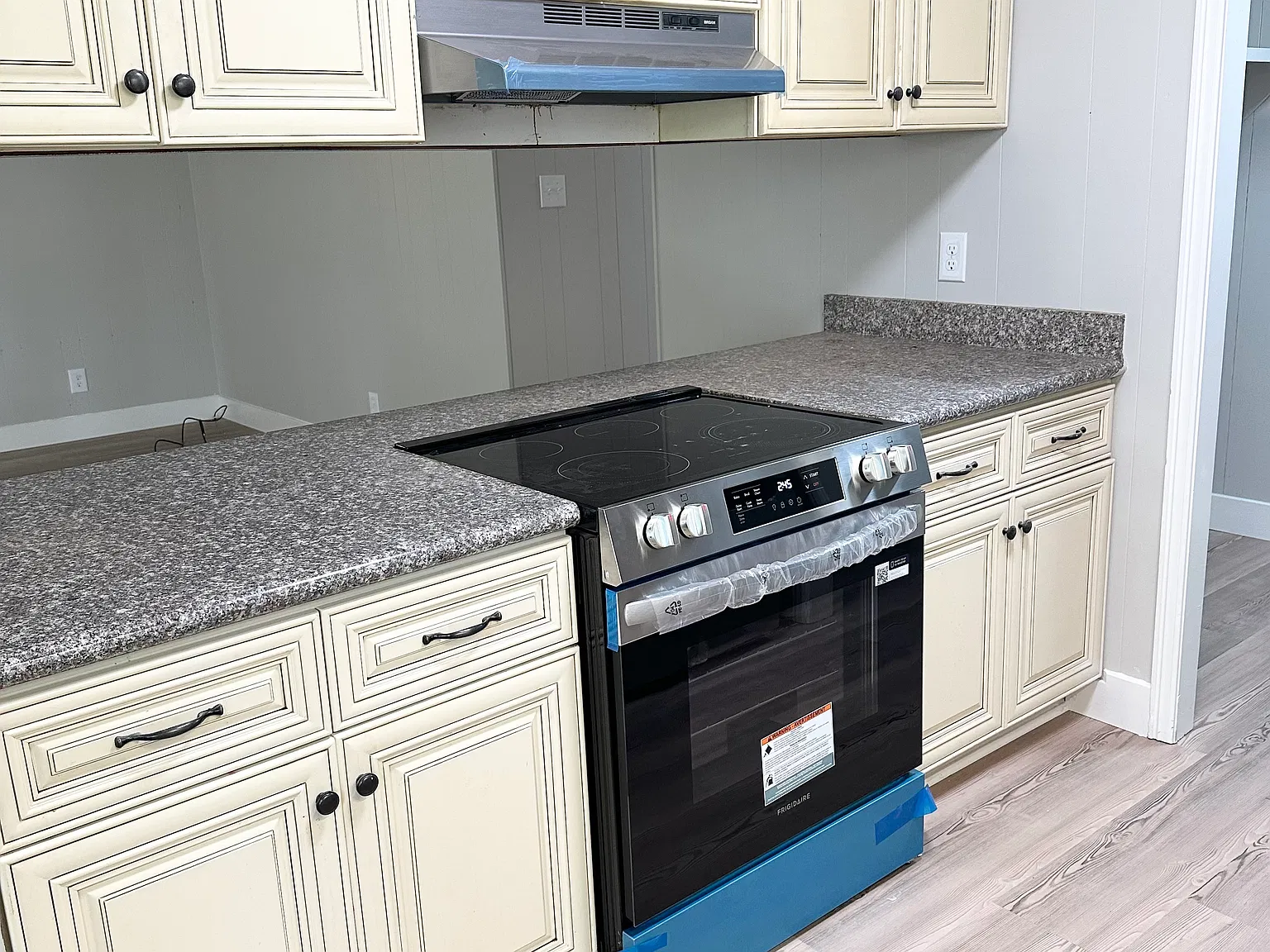 3 bed, 1307 sqft, $1,300 — Photo 3