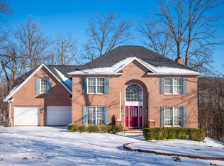 17 Briar Oaks Dr, Huntington, WV 25704