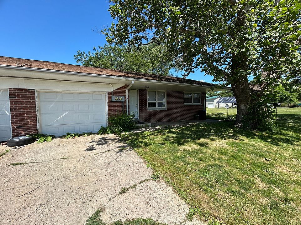 1st image of 82 E Ford Harris Rd #86