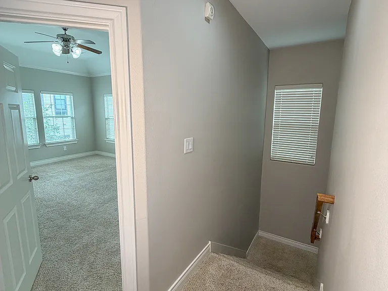 1505 Paige St — Photo 24