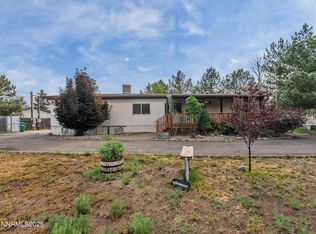 17500 Egret Ln, Reno, NV 89508