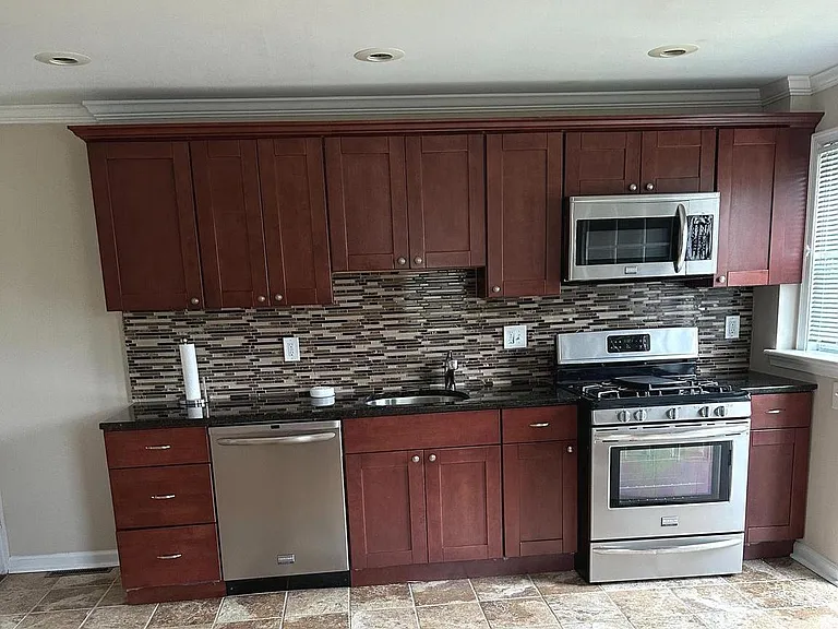 500 Lucia Ave — Photo 5