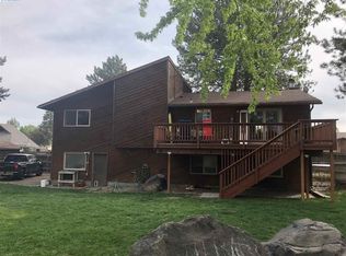 2305 Towhee Ln, West Richland, WA 99353