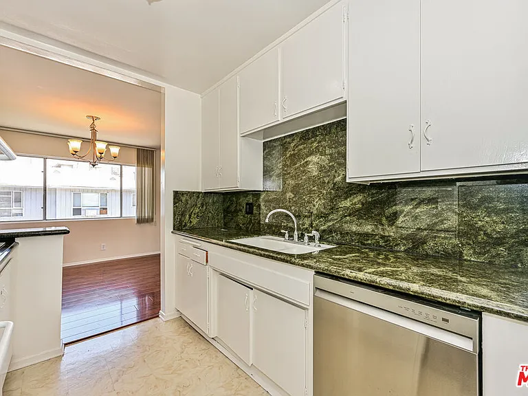 1440 Reeves St #103 — Photo 5