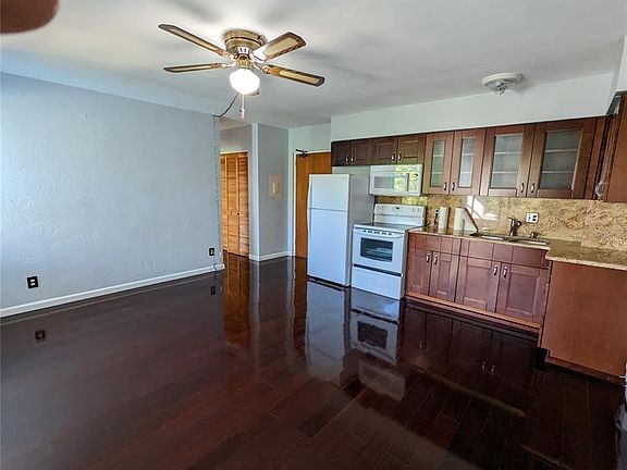 5th image of 11447 Park Blvd APT 306