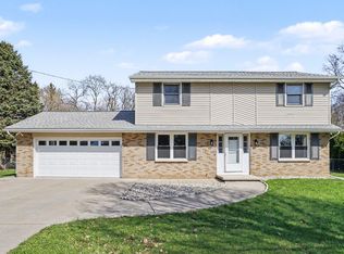 7914 Foxwood St, Richland, MI