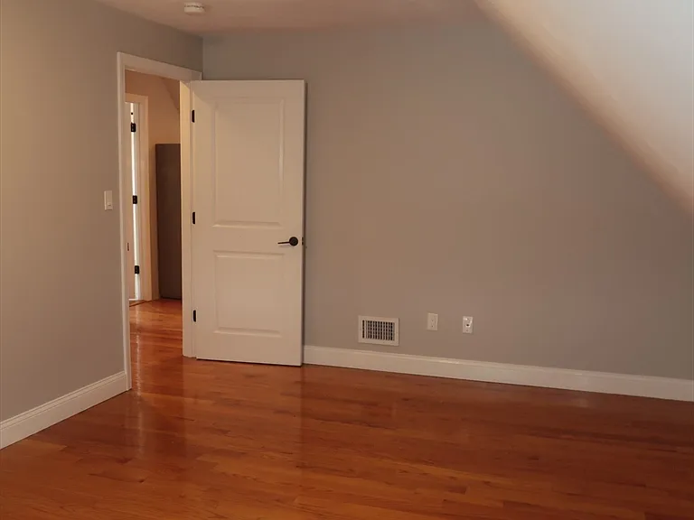 45 Glenwood St #3 — Photo 20