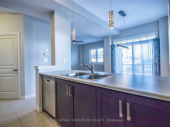 5th image of 225 Westbank Trl