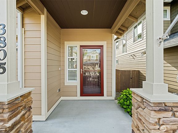 2nd image of 3805 Portside Drive