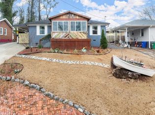 1777 Valencia Rd, Decatur, GA 30032