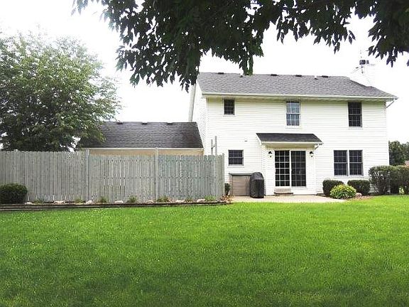 2nd image of 905 N Cimmeron Dr