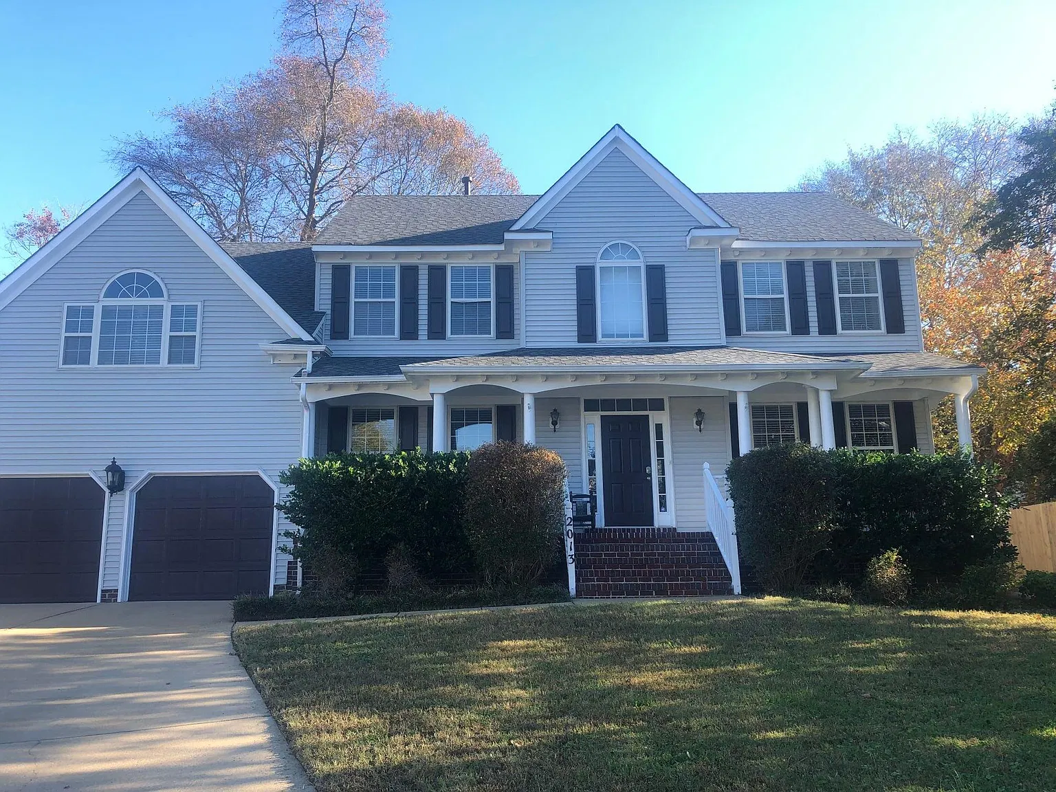 6 bed, 3184 sqft, $3,300 — Photo 1