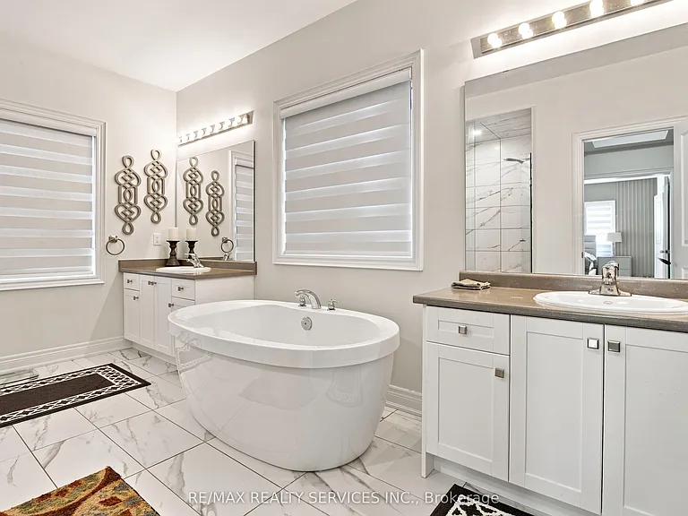 194 Coldwell Bay Cir — Photo 37