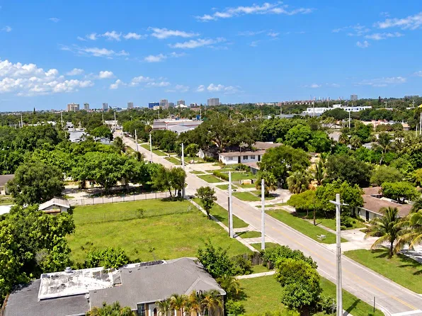 1305 Suwanee Drive, West Palm Beach, FL 33409