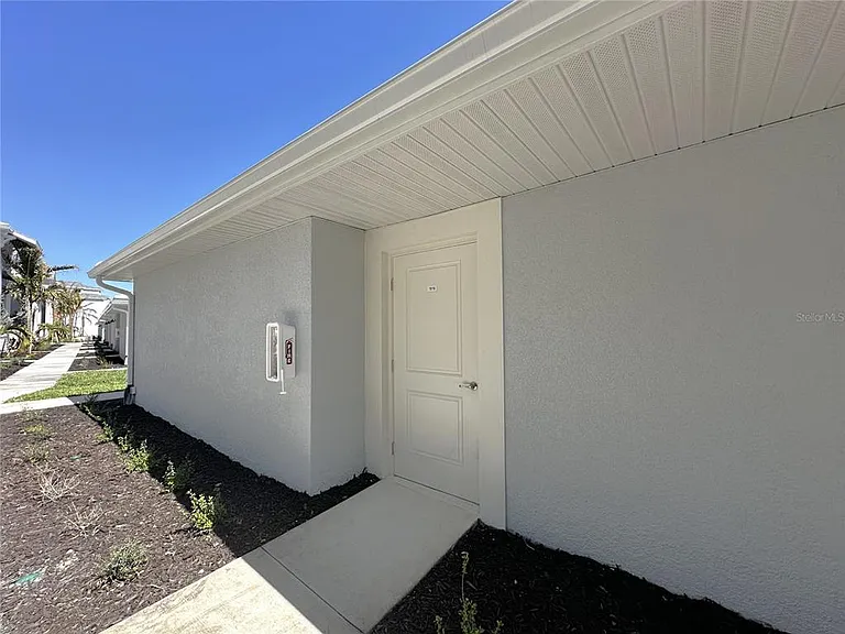 14231 Heritage Landing Blvd #1918 — Photo 19