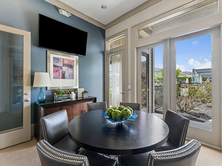 Aria Victoria Apartments — Photo 44