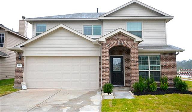1st image of 3527 Bluebird Park Ln